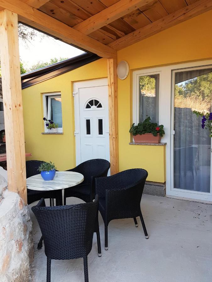 Apartmani Ljerka มาลินสกา ภายนอก รูปภาพ