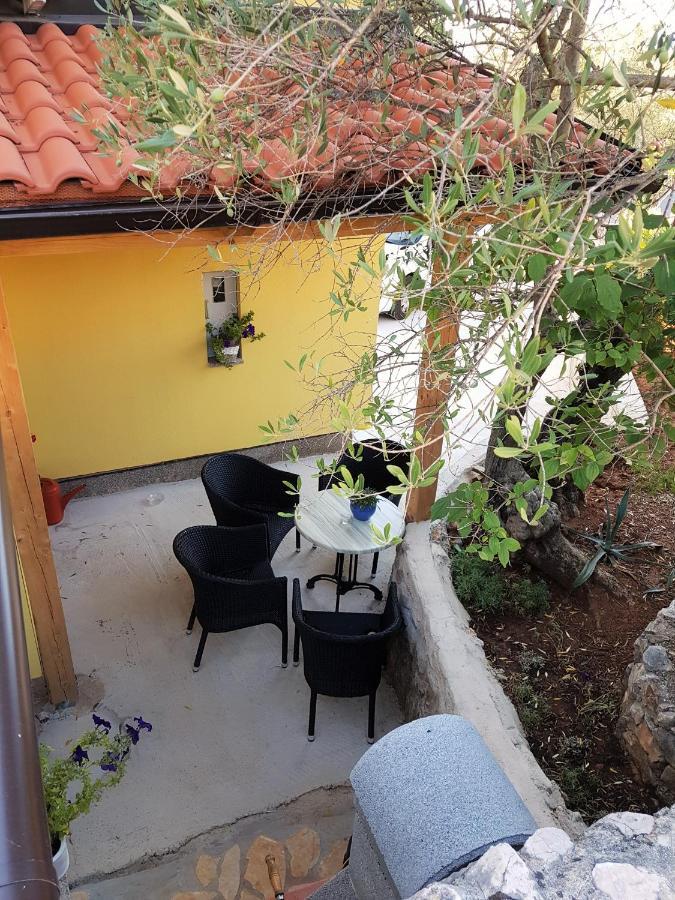Apartmani Ljerka มาลินสกา ภายนอก รูปภาพ