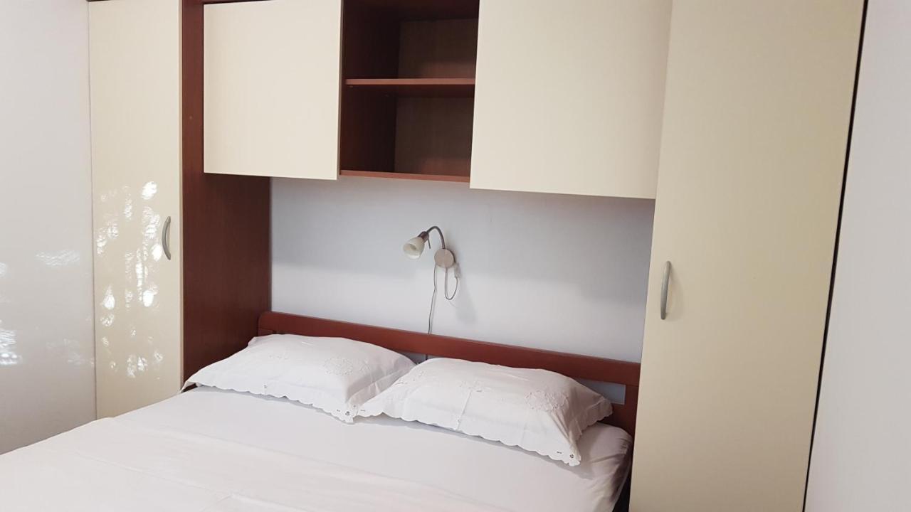 Apartmani Ljerka มาลินสกา ภายนอก รูปภาพ
