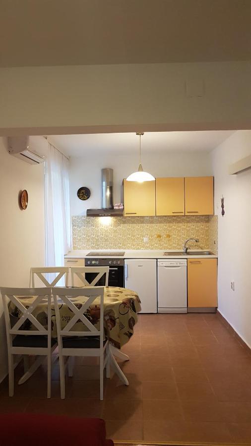 Apartmani Ljerka มาลินสกา ภายนอก รูปภาพ