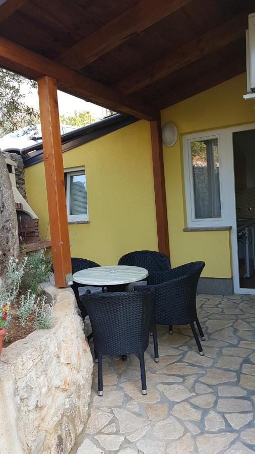 Apartmani Ljerka มาลินสกา ภายนอก รูปภาพ